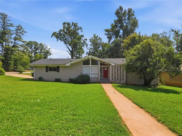 3679 Mecklinburg Pl, Decatur, GA 30032