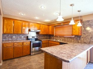 517 Conestoga Dr, Yukon, OK 73099