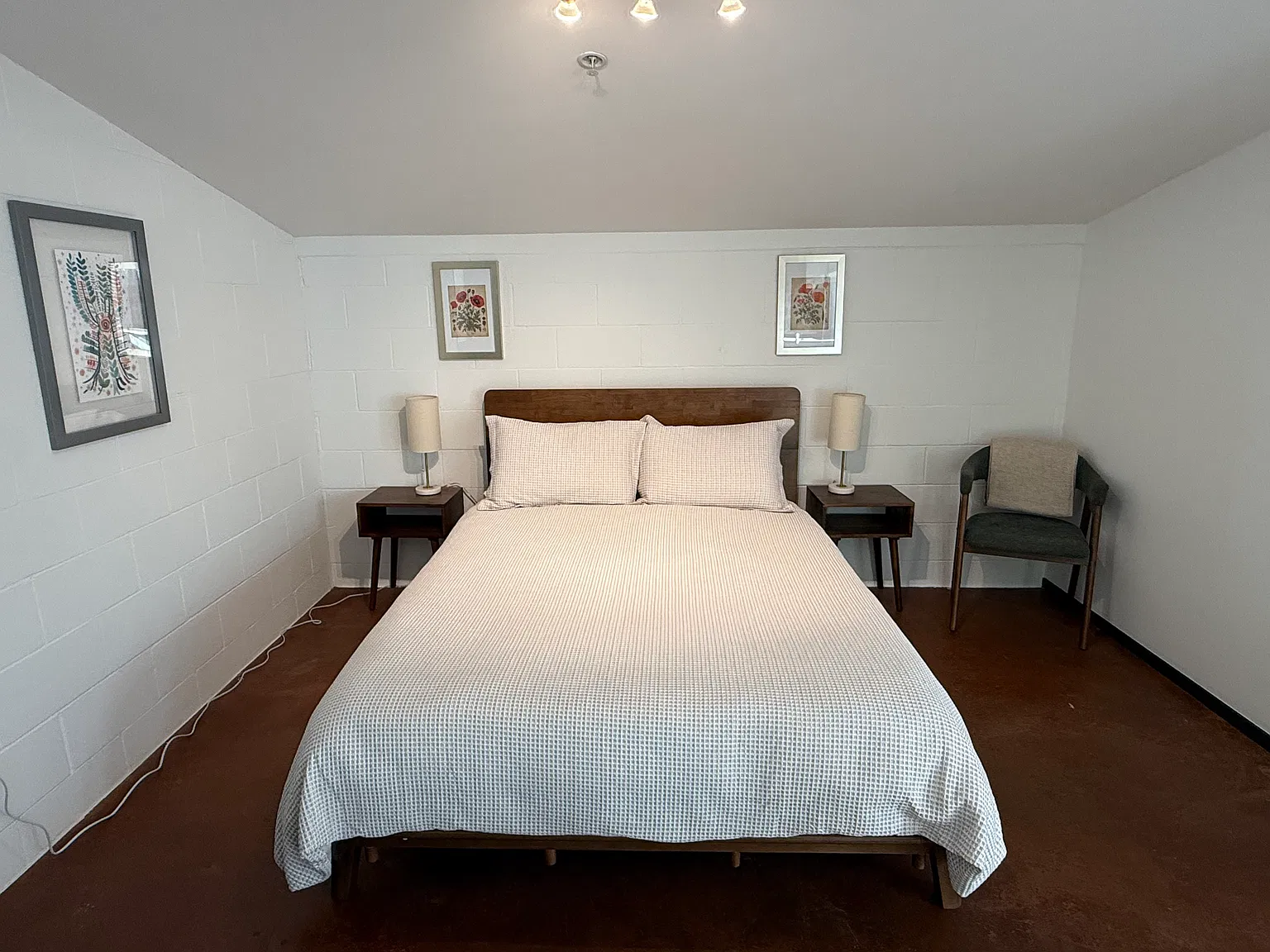 Studio, 808 sqft, $2,550 — Photo 3