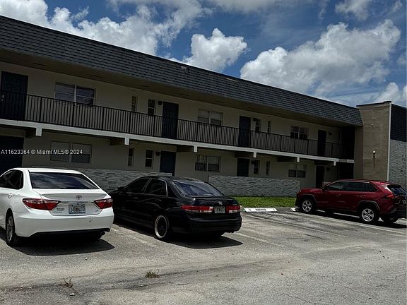 5th image of 7801 Colony Cir S APT 101