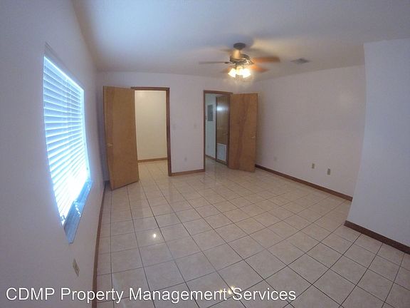 4th image of 18943 SW 92nd Ave