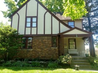 151 E Schreyer Pl, Columbus, OH 43214