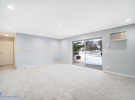 4th image of 12825 Carriage Ln APT 1B