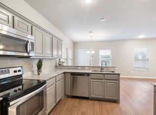 9910 Ironhorse Dr, Dallas, TX 75227