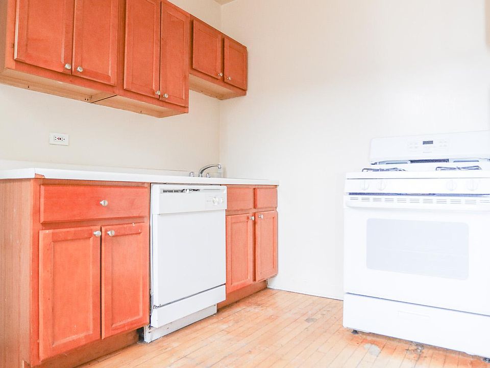 1st image of 4913 N Glenwood Ave #1A