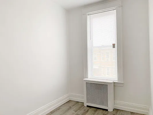 Rented by Compass | media 9