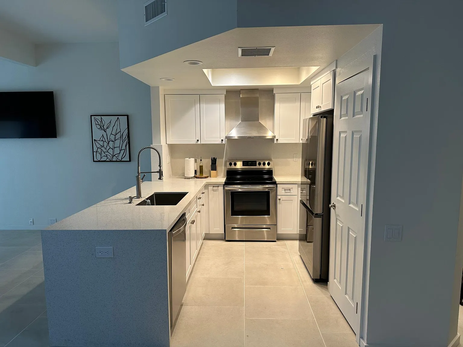 49073 Mariposa Dr — Photo 1