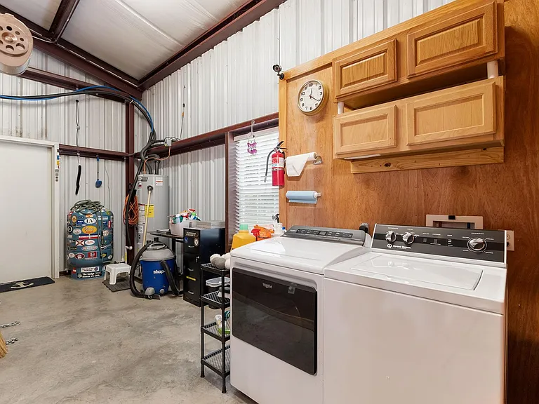 1072 Papenberg Ln — Photo 21