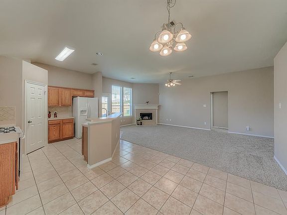5th image of 7826 Fallen Oak Ln