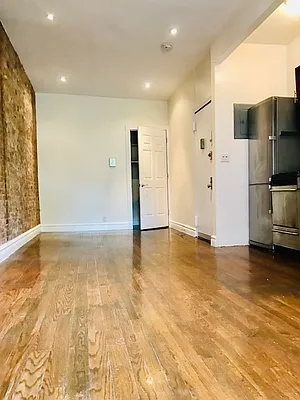 Rented by Oxford Property Group | media 2