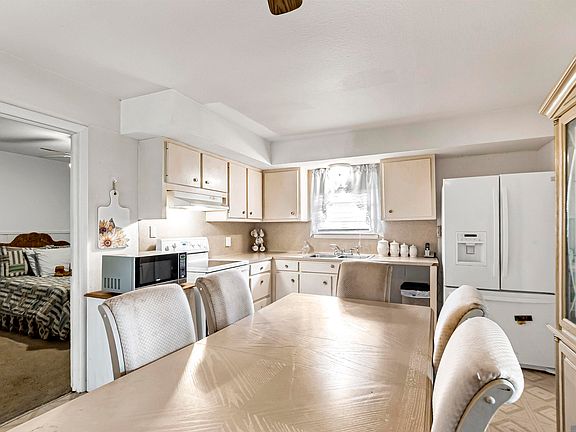 5th image of 5464 Winter Ave