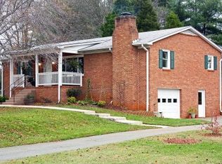 1775 Sedgewood Dr, Kernersville, NC 27284