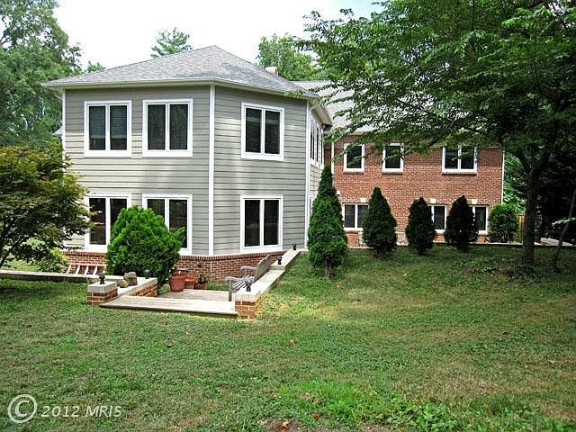 1st image of 392 W Rosemary Ln