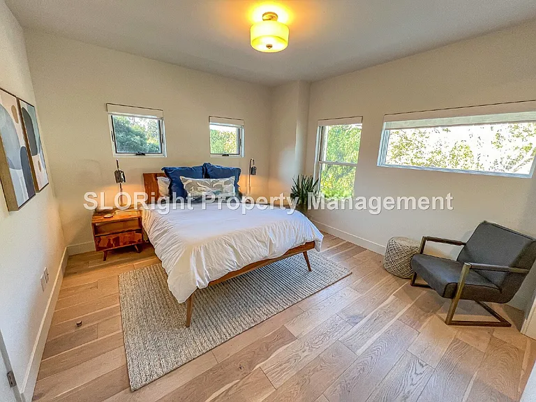 2279 San Luis Dr — Photo 15