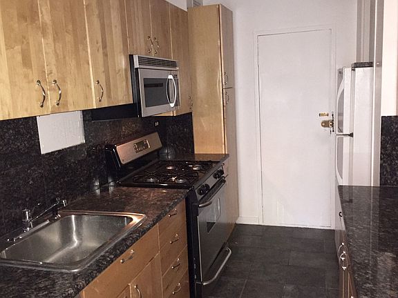Updated kitchen with granite!