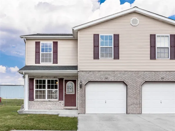 942 Cool Valley Dr, Belleville, IL 62220