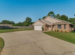 1219 Plata Canada Dr, Cantonment, FL 32533