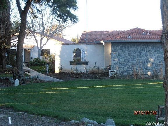 4th image of 17147 W Los Padres Dr