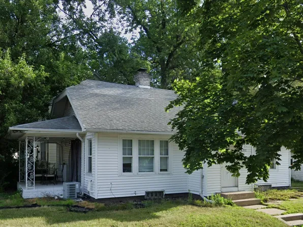 1202 Cleveland Ave, South Bend, IN 46628