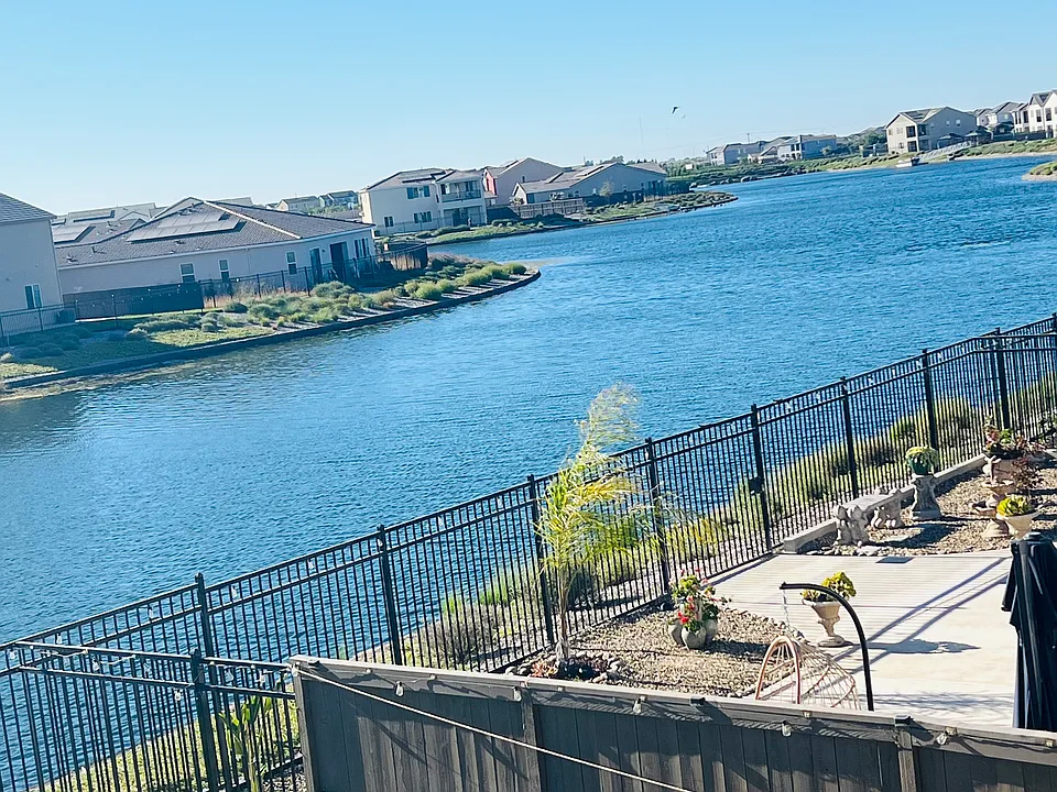 10325 Ultar Dr
