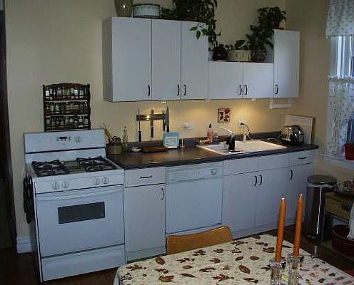 5th image of 3655 N Claremont Ave