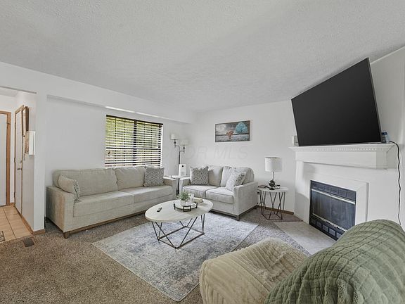 3rd image of 1184 Cambridge Way