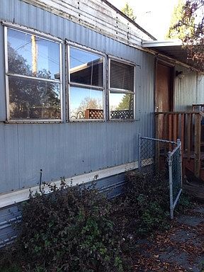 1st image of 621 NW 139th St