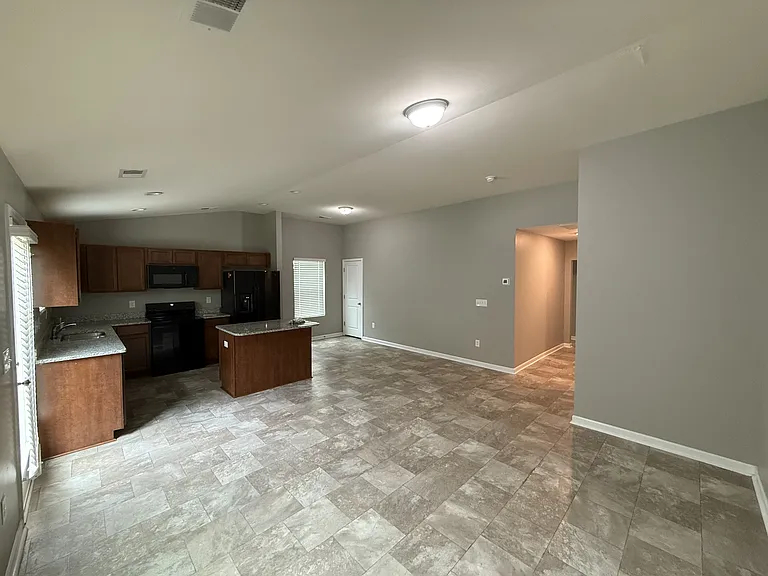 141 Butler Knoll Ct — Photo 25