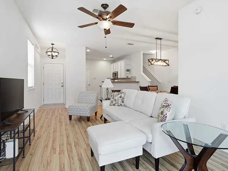 6119 Bartram Village Dr — Photo 62