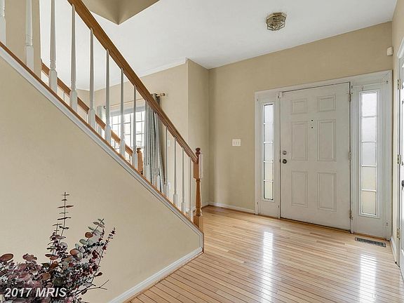 2nd image of 11134 Kira Ct
