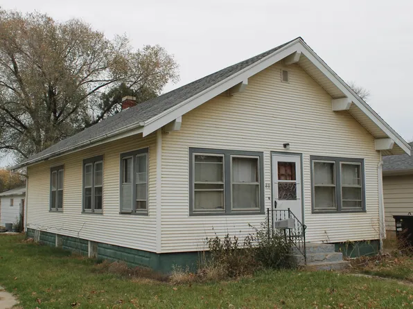 411 E 11th St, Spencer, IA 51301