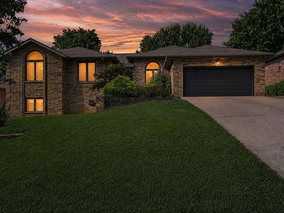 4th image of 4009 S Cutler Court