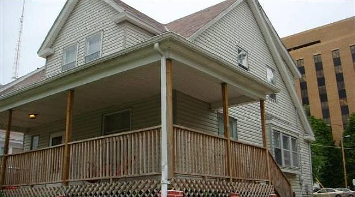 1st image of 3306 Dewey Ave
