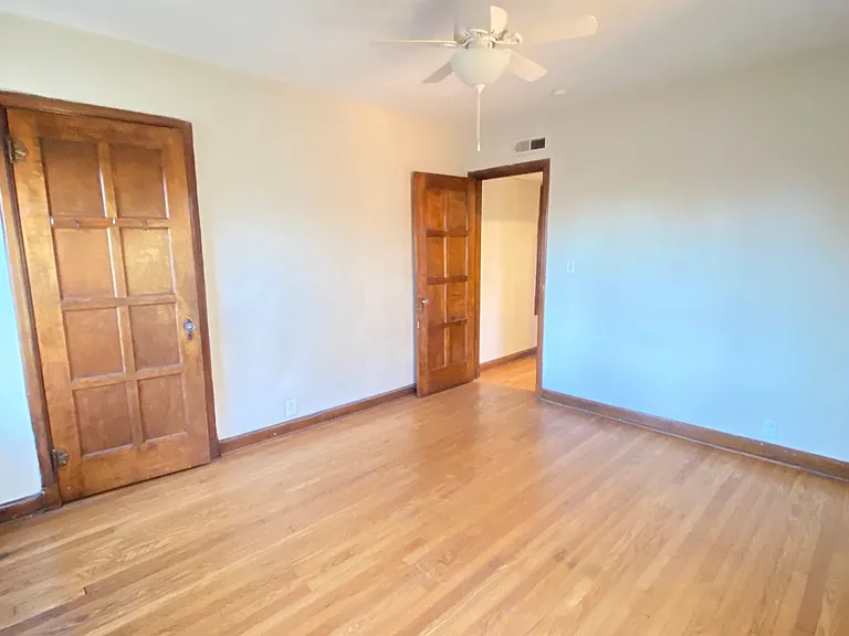 1765 King Ave — Photo 10