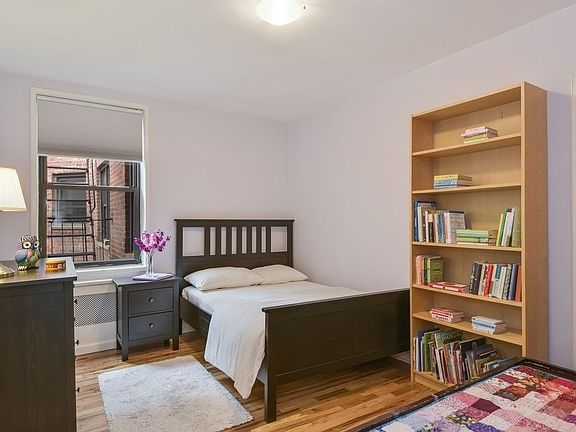4th image of 540 Ocean Pkwy APT 4I