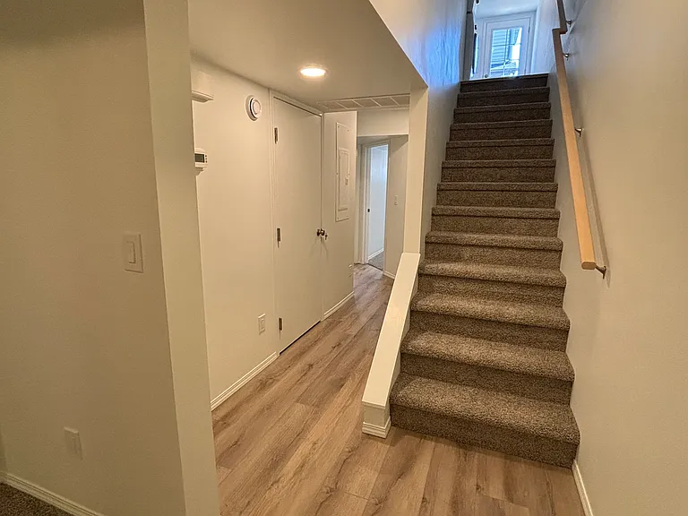 11827 47th St NW — Photo 9