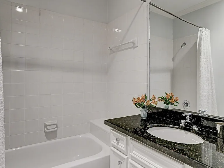 1207 Ripple Creek Dr — Photo 15