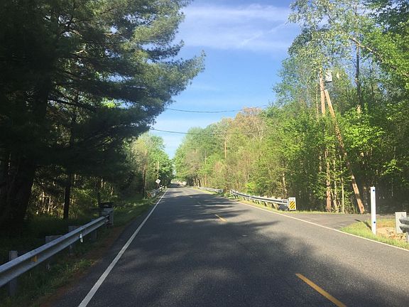 4th image of 184 Pennsville Auburn Rd