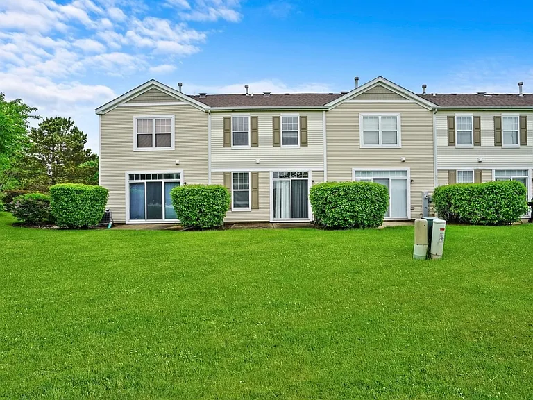 2045 Limestone Ln — Photo 16