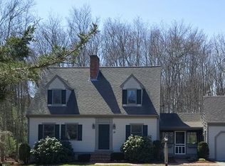 10 Colleen Dr, Lakeville, MA 02347