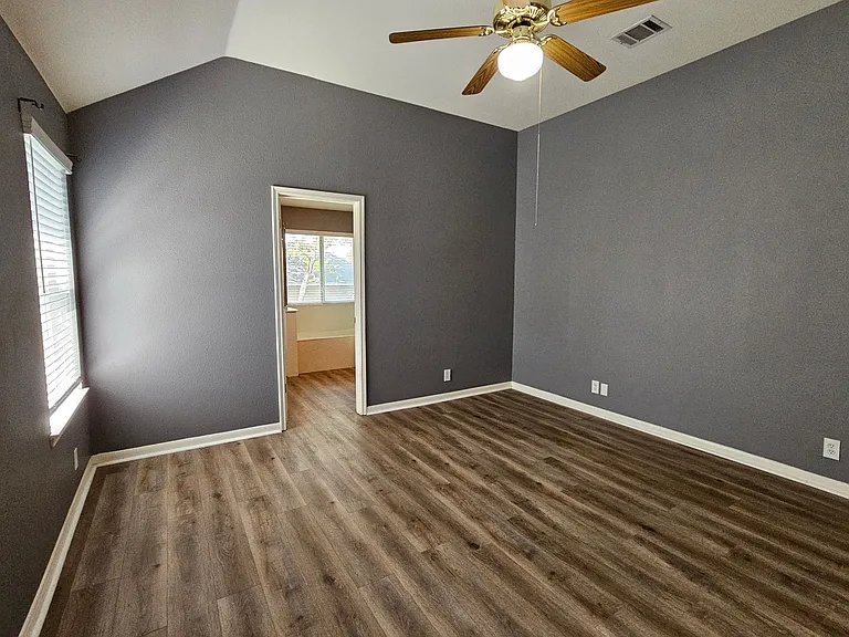 1505 Muledeer Run — Photo 19