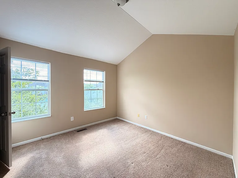 1020 Hartford Village Blvd — Photo 14