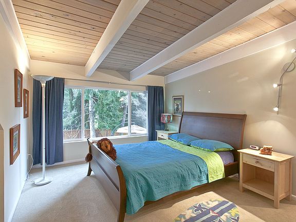1st Upstairs Bedroom 