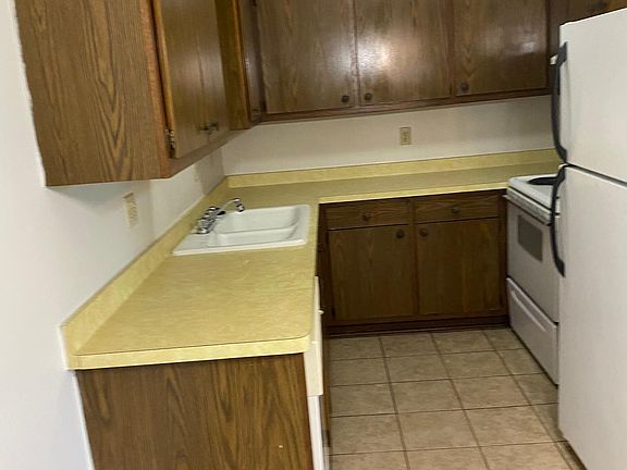 2nd image of 6810 W Kathleen Ct #8