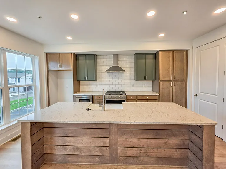 317 Palisade Way — Photo 9