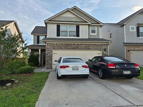 3rd image of 200 Leland Ln