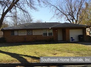 636 SW 1st Pl, Moore, OK 73160