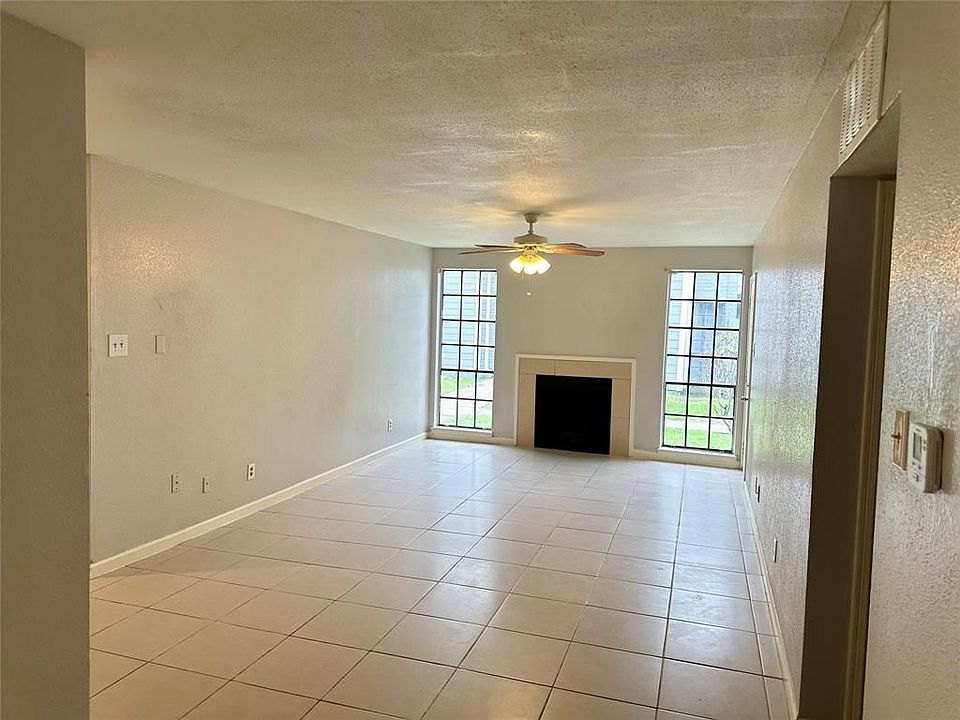 1st image of 12500 Sandpiper Dr APT 47