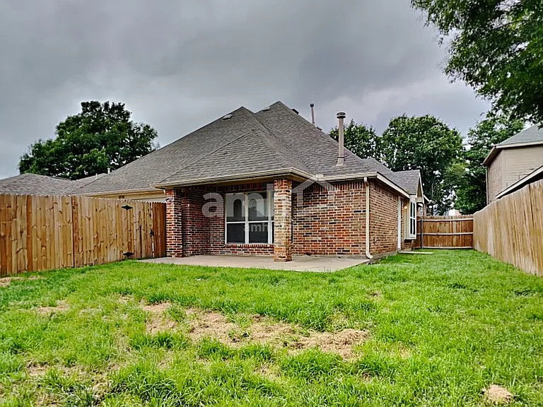 6308 Fall River Dr — Photo 18