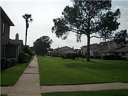 5th image of 6549 S Briar Bayou Dr